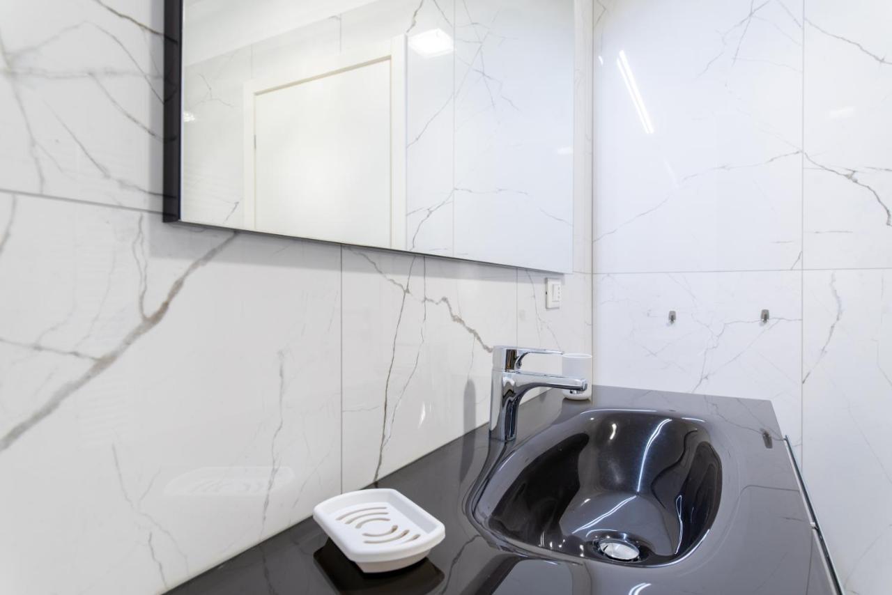 Royal Apartment Torino Esterno foto